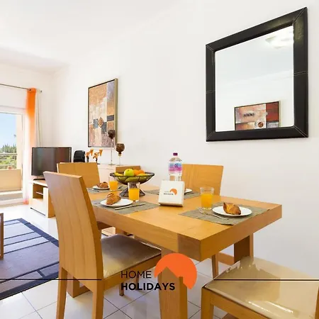 #140 Quinta Da Barracuda D11 Flat By Holidays